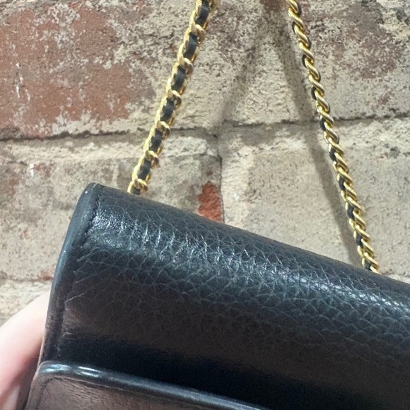 Tory Burch Britten Black Leather Wallet Crossbody Chain Bag Gold Logo - Picture 6 of 8